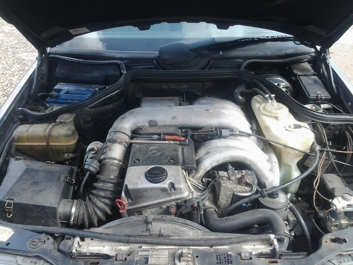 Mercedes Benz E 300 D billede 8