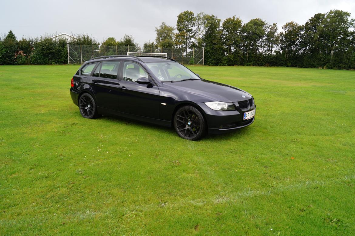 BMW 320D E91 #Solgt# billede 2