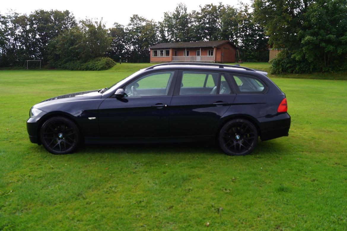 BMW 320D E91 #Solgt# billede 8