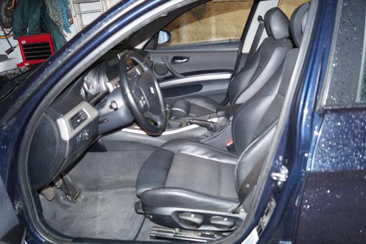 BMW 320D E91 #Solgt# billede 17