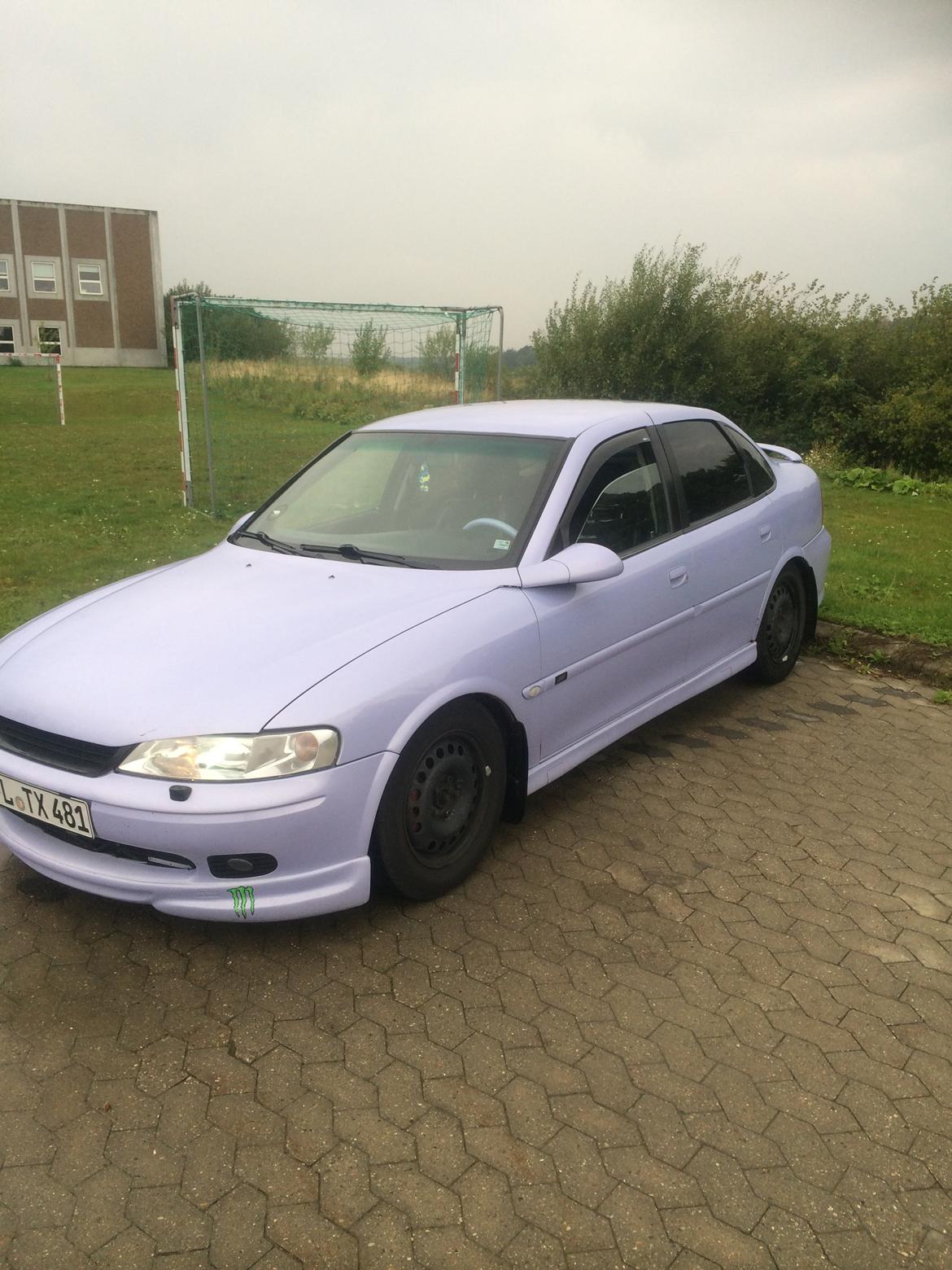 Opel Vectra B 2.5i V6  billede 1
