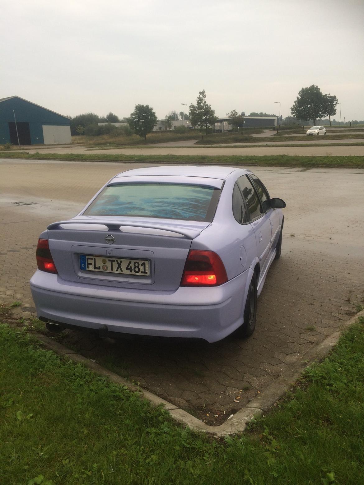 Opel Vectra B 2.5i V6  billede 4