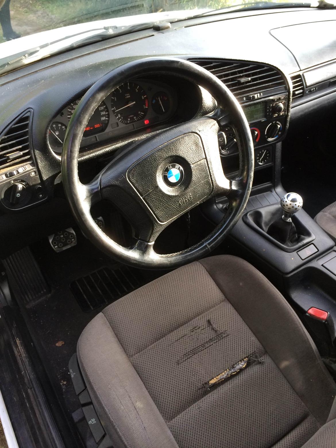 BMW 318i E36 billede 13