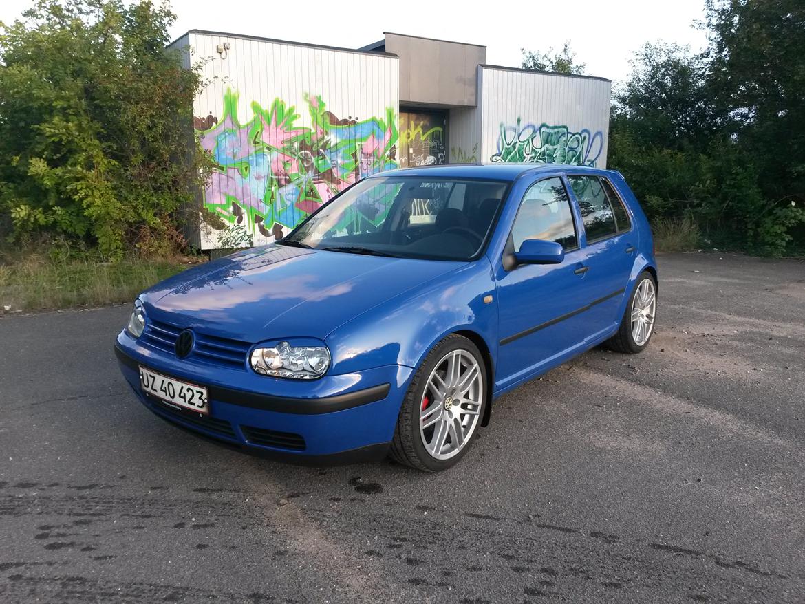 VW Golf 4 billede 2