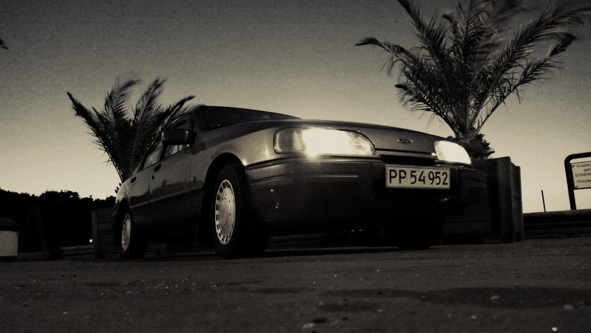 Ford Sierra Sedan Plaza billede 17