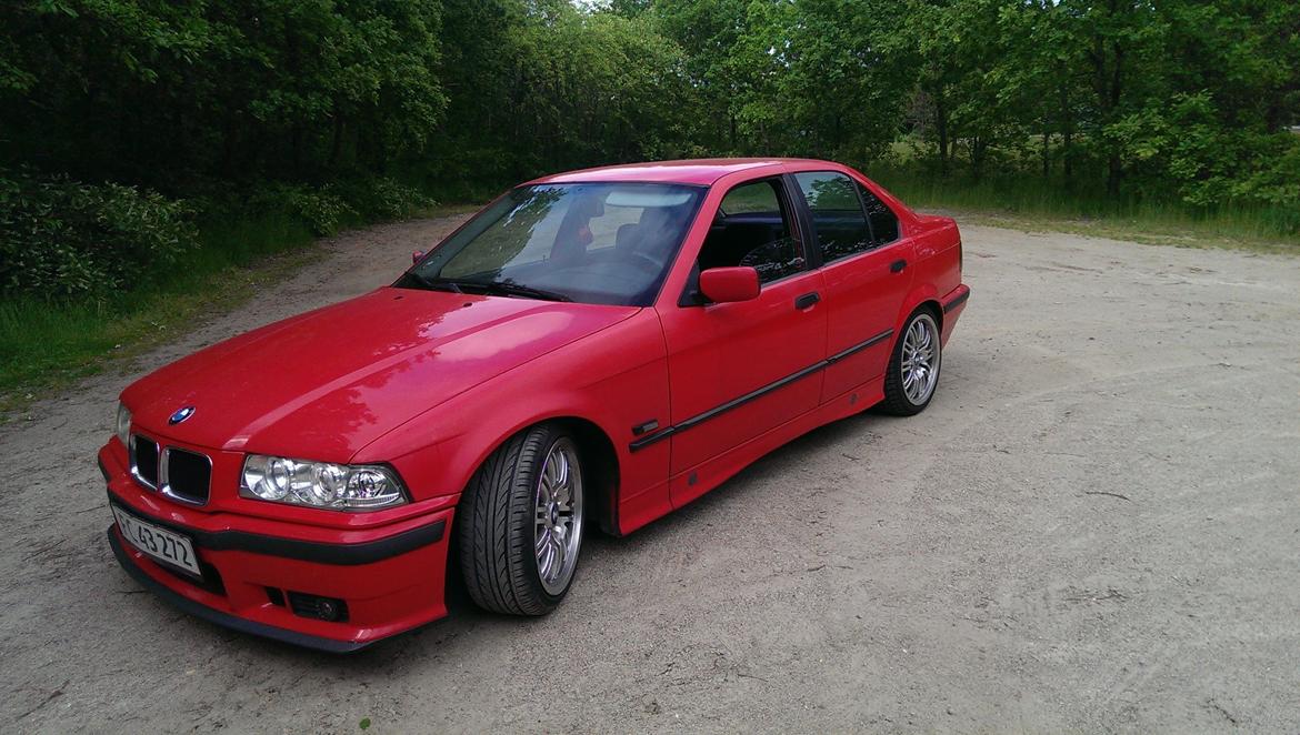 BMW e36 325i billede 2