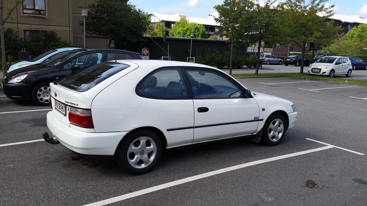 Toyota Corolla E10 1,3 Xli billede 4