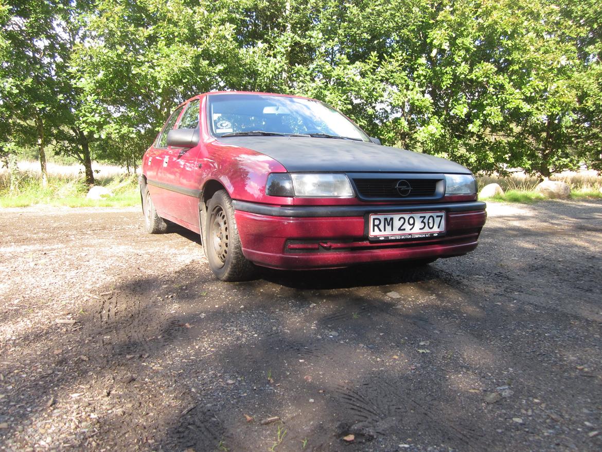 Opel Vectra A 1.8i (SKROTTET)  billede 4