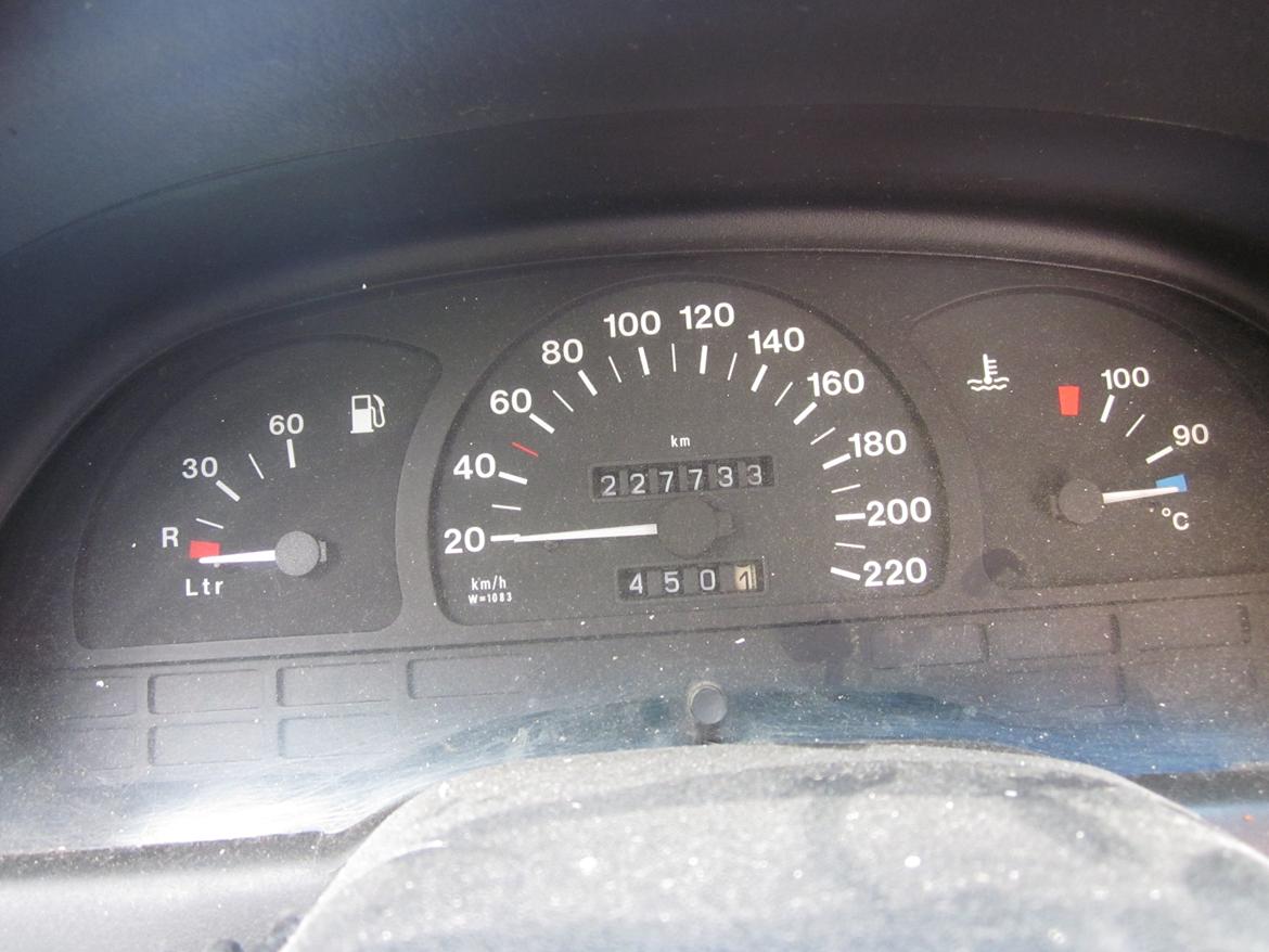 Opel Vectra A 1.8i (SKROTTET)  billede 13