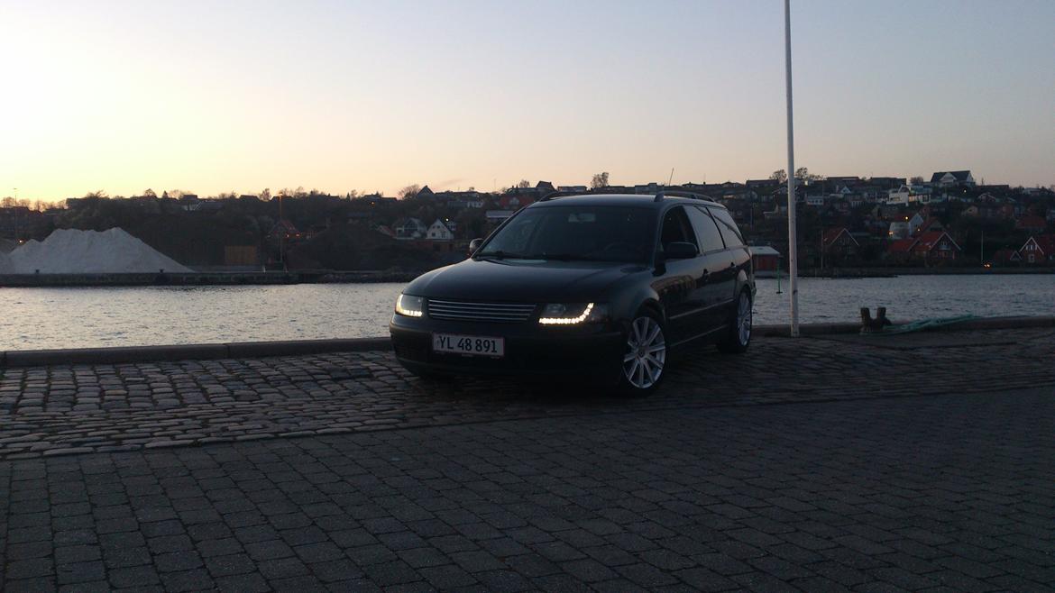 VW Passat (Totalskadet) billede 23