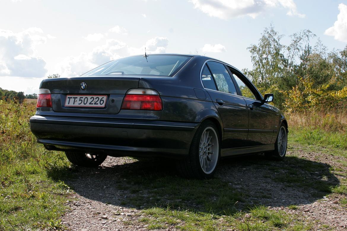 BMW E39 535i V8 billede 5