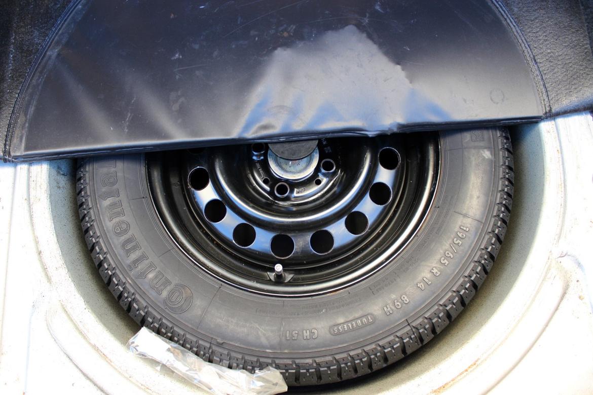 BMW E30 320i billede 13