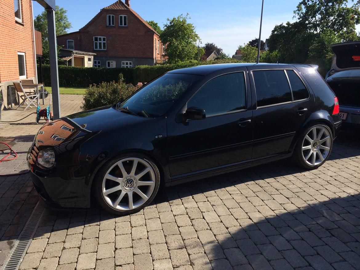 VW Golf IV GTI Exclusive - Mine 19" RS4 hjul, dog for meget dæk på til at man kan køre med dem på en golf 4 ;-) 235/35-19 billede 12