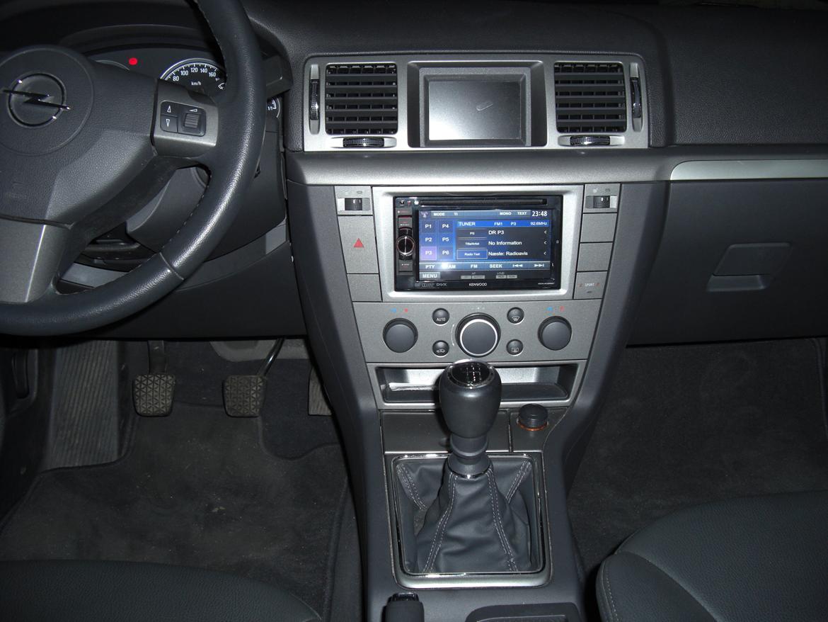 Opel Vectra C 2,8 V6 Turbo Elegance II billede 18