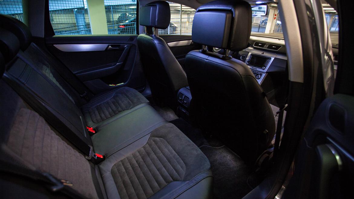 VW Passat Variant R-Line billede 8