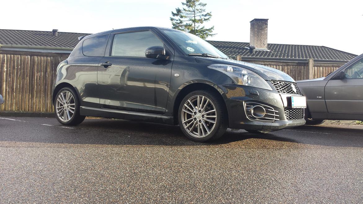 Suzuki SWIFT SPORT 1.6 *SOLGT* billede 1