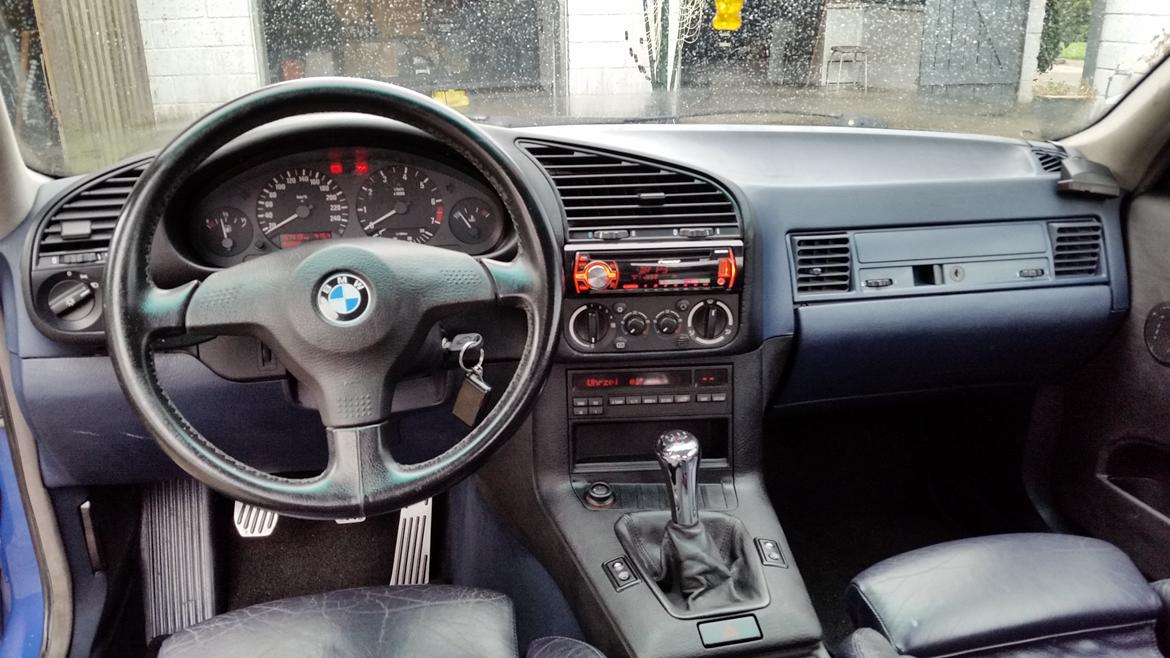 BMW E36 325i coupe billede 4