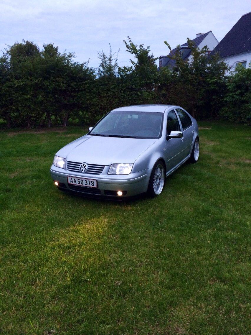 VW Bora 1,9 TDI 100 DK billede 1