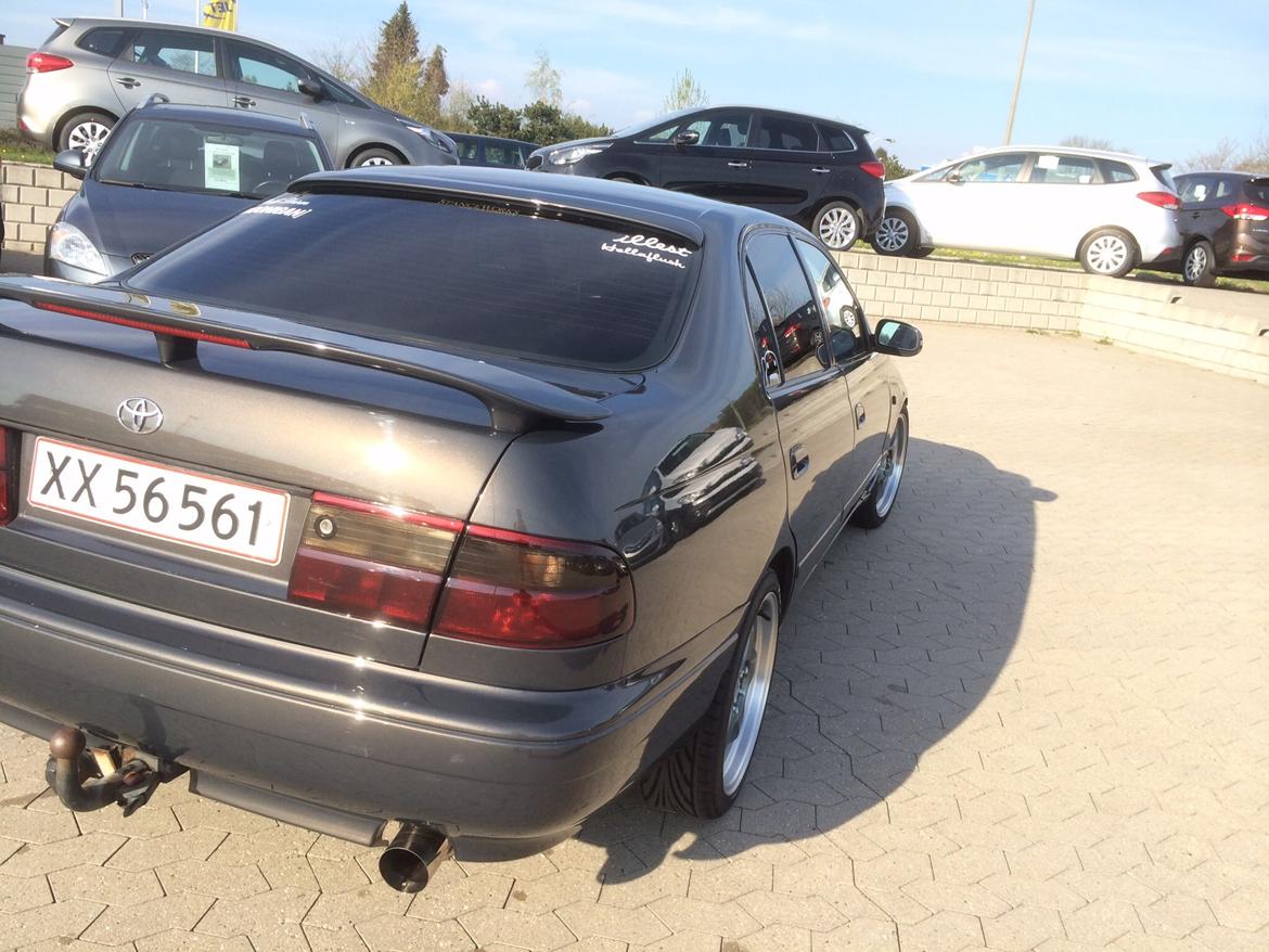 Toyota carina e billede 9