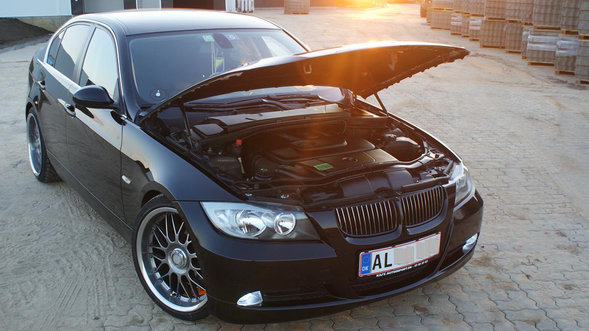 BMW E90 320D billede 6