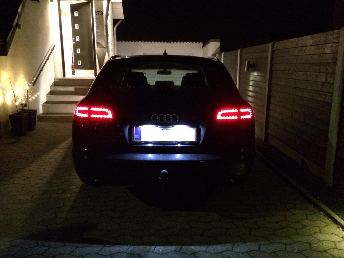 Audi A6 Avant - Led nummerpladelys og Audi ringe monteret billede 10