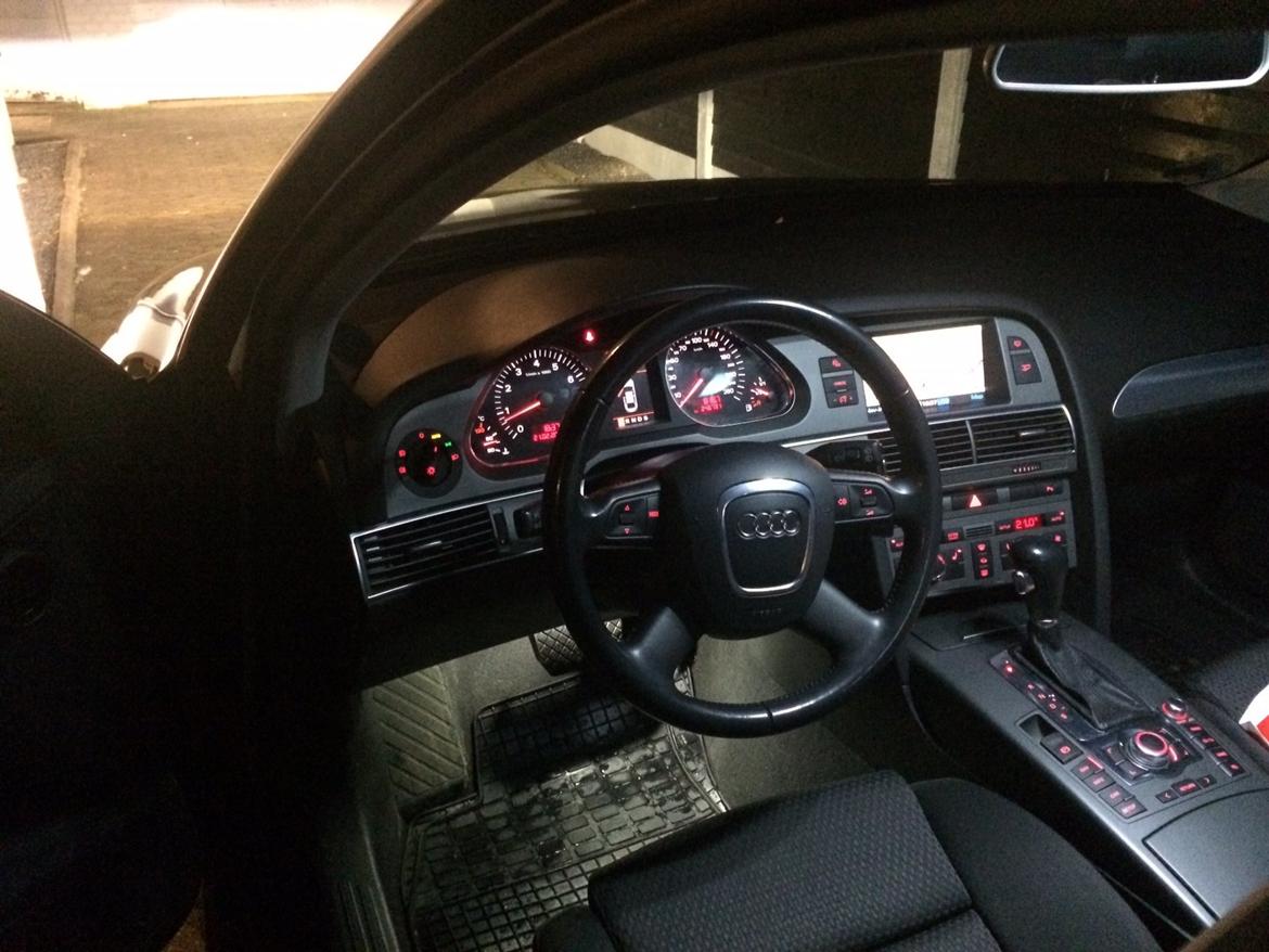Audi A6 Avant - LED pærer i kabinen - Alle pærer er skiftet til LED billede 15