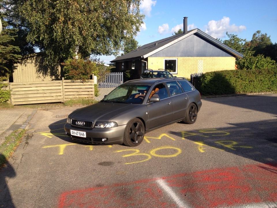 Audi A4 Avant 2,4 V6 Triptronic *Solgt* billede 2