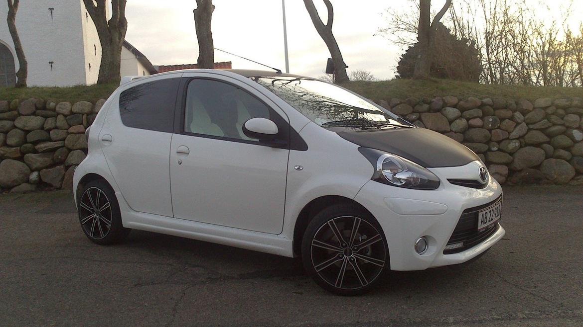 Toyota Aygo 1,0 VVTI T3 - Oz black lounge billede 5