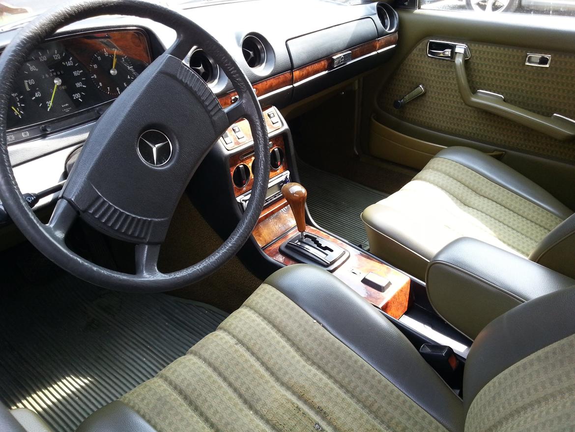 Mercedes Benz w123 230c billede 4