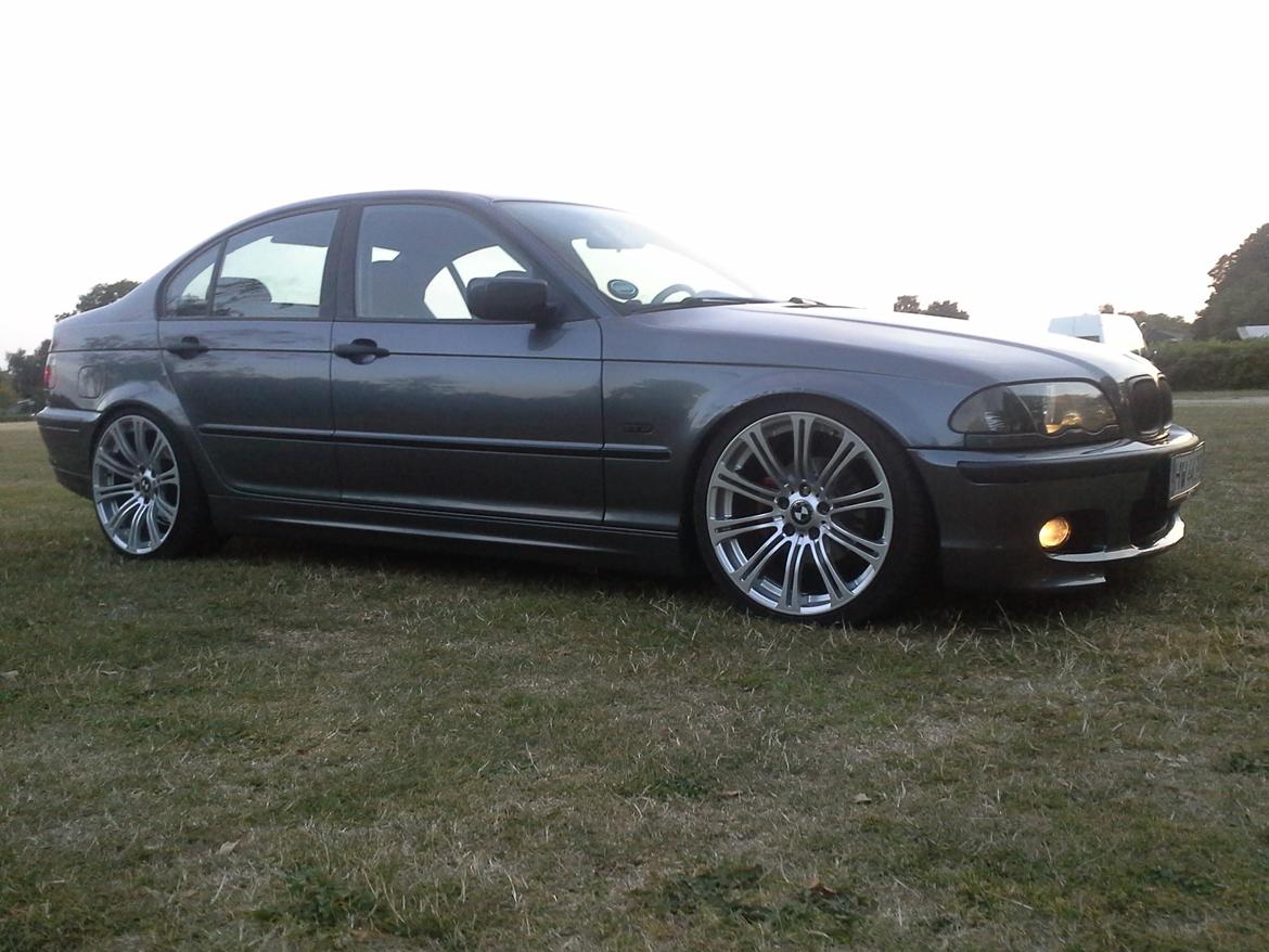 BMW E46 320d billede 1