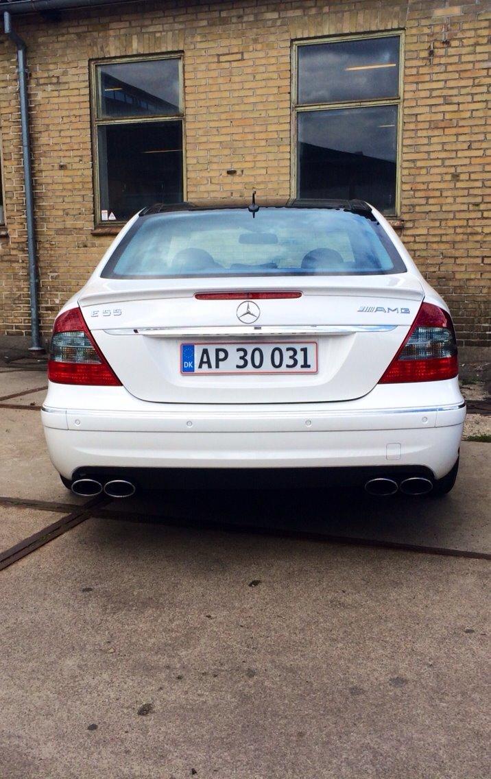 Mercedes Benz E55 AMG billede 14