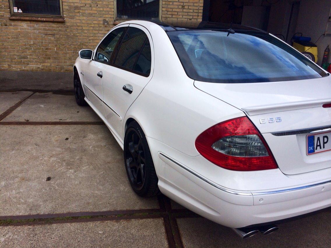 Mercedes Benz E55 AMG billede 16