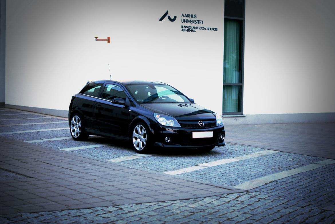 Opel Astra GTC OPC billede 5