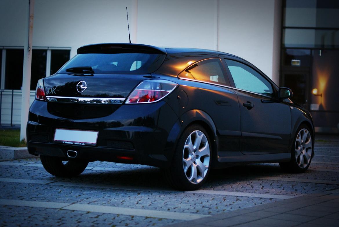 Opel Astra GTC OPC billede 8