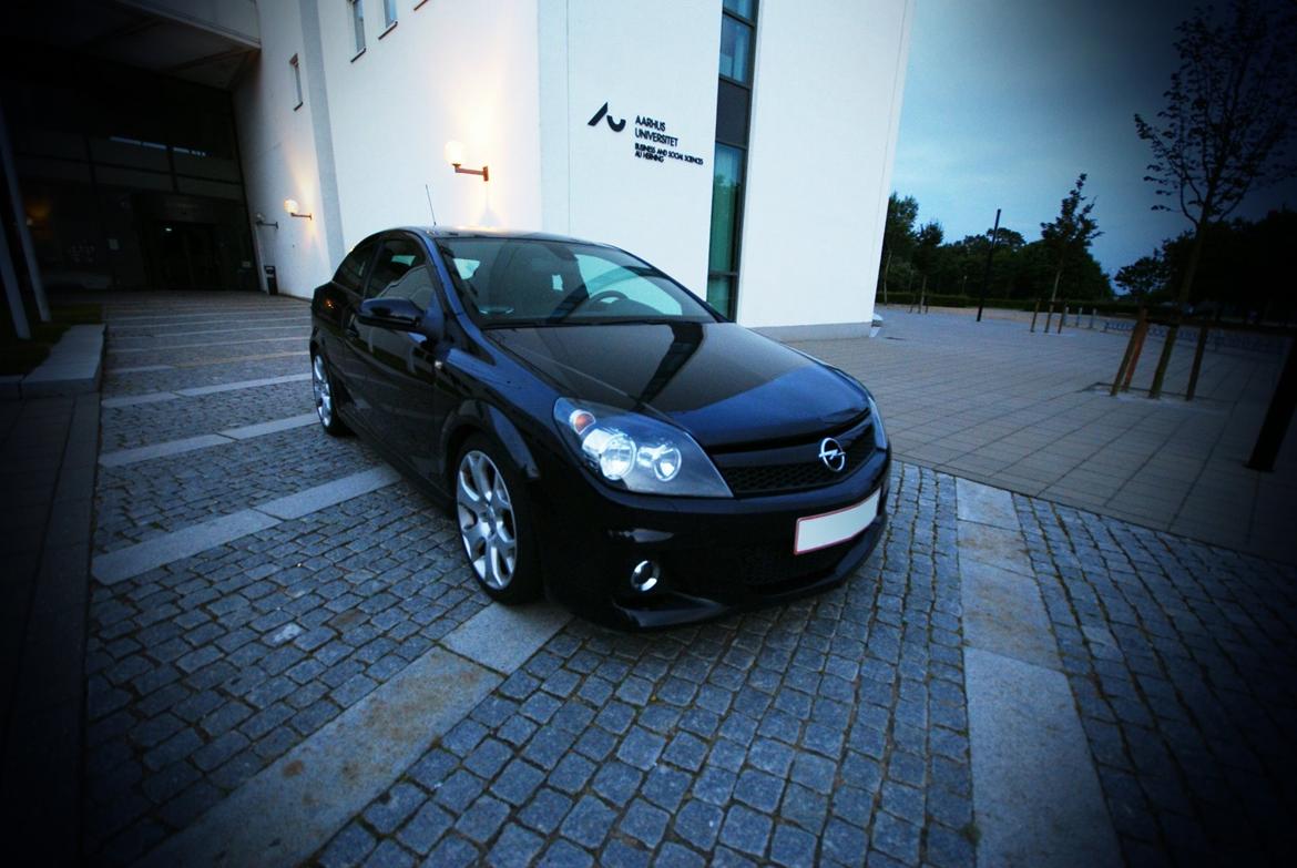 Opel Astra GTC OPC billede 15
