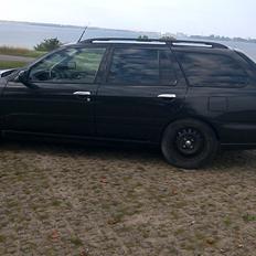 Nissan Primera Traveller 2.0 LE