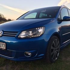 VW Touran R-Line facelift