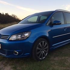 VW Touran R-Line facelift