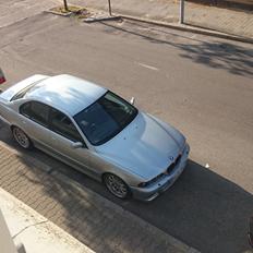 BMW e39 520i