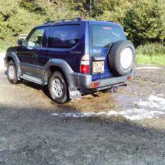 Toyota Landcruiser GX 90