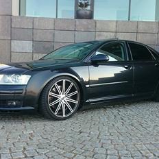 Audi A8 4.2 quattro BLACK EDITION (SOLGT)