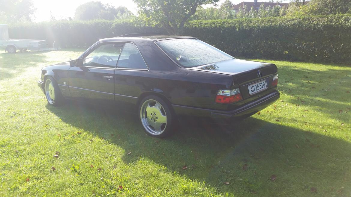 Mercedes Benz w124 300 ce billede 3