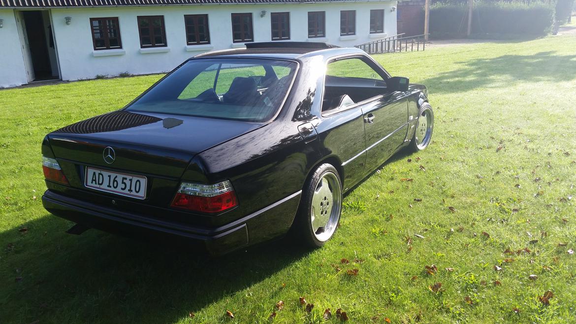 Mercedes Benz w124 300 ce billede 6