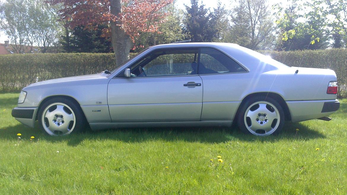 Mercedes Benz w124 300 ce billede 10