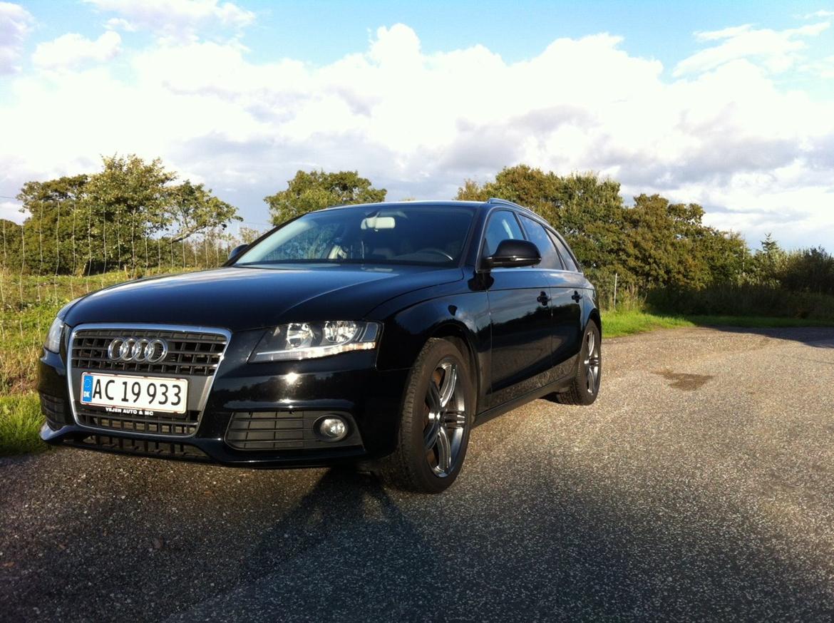 Audi A4 Avant 2.0 TDI "SOLGT" billede 2