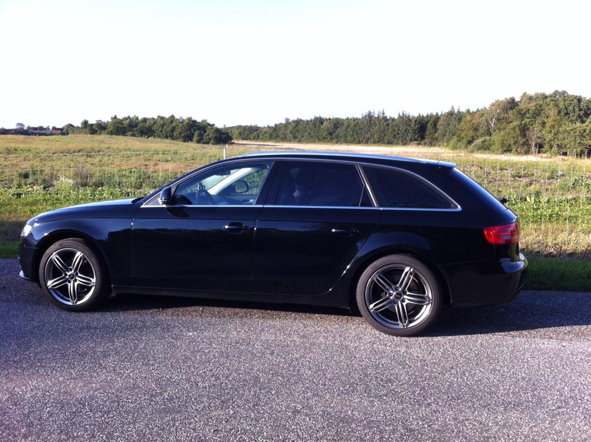 Audi A4 Avant 2.0 TDI "SOLGT" billede 1