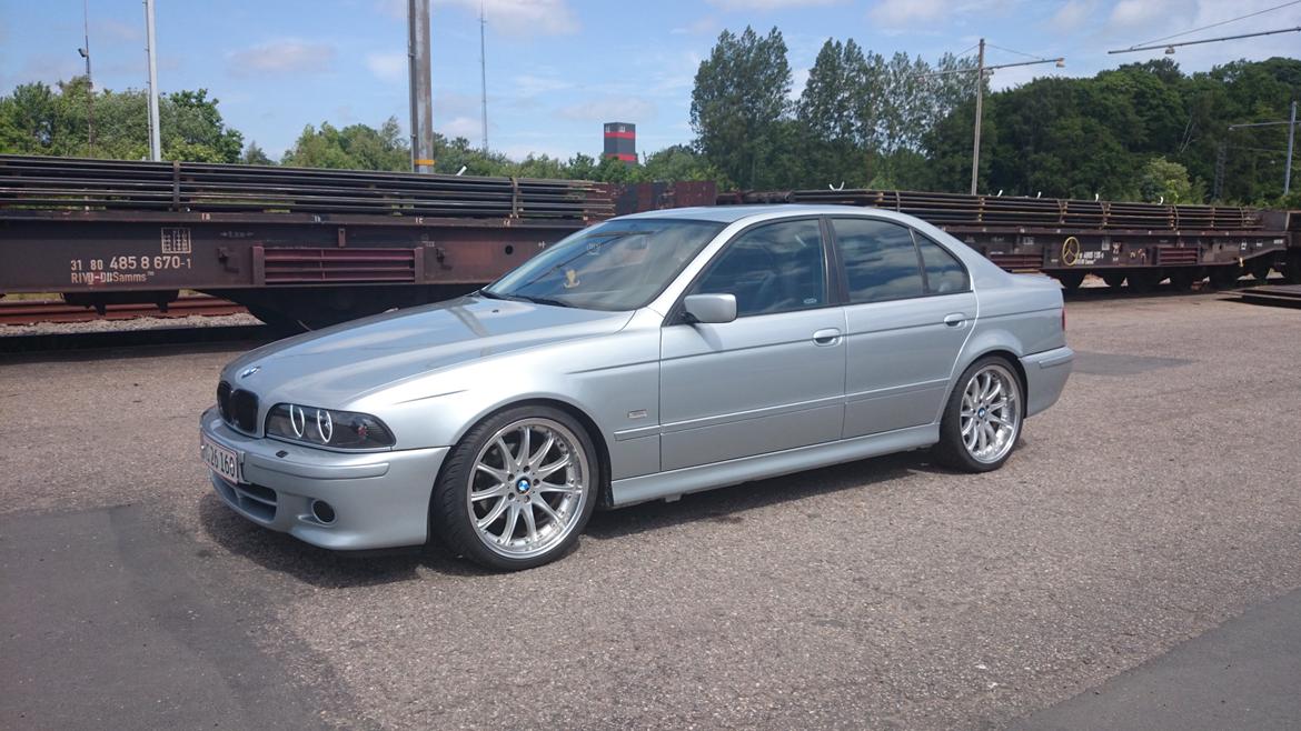 BMW e39 520i billede 5