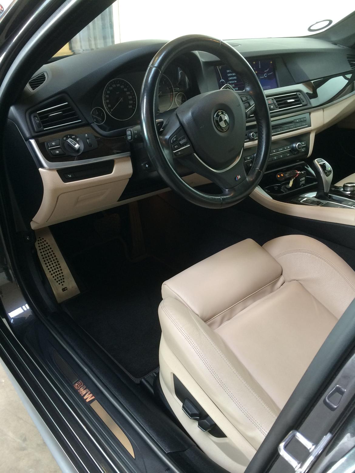 BMW 550i F10 billede 11