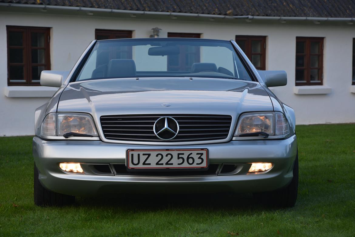 Mercedes Benz r 129 billede 6