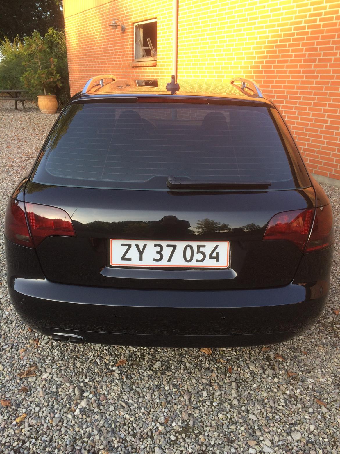 Audi A4 2,0 TDI Avant S-Line billede 4